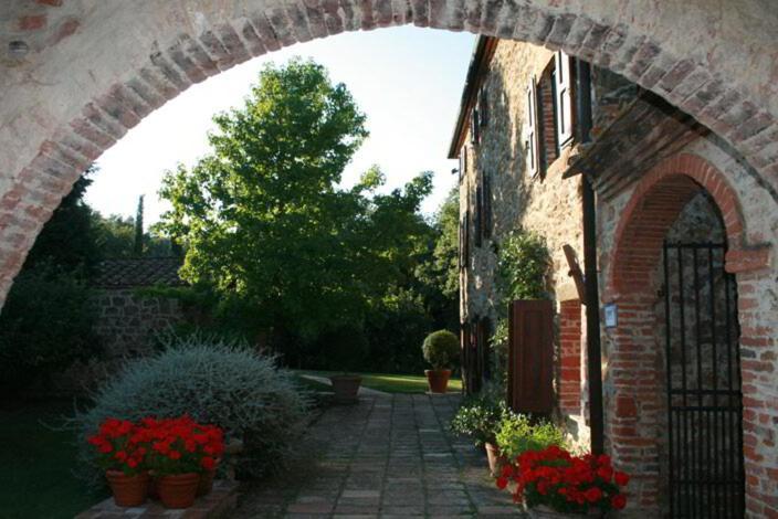 فيلا Podere Gli Oppi Toscana Petroio المظهر الخارجي الصورة