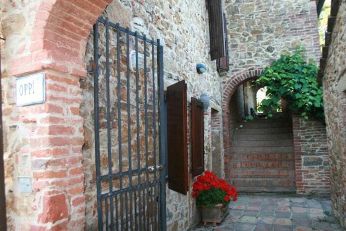 فيلا Podere Gli Oppi Toscana Petroio المظهر الخارجي الصورة