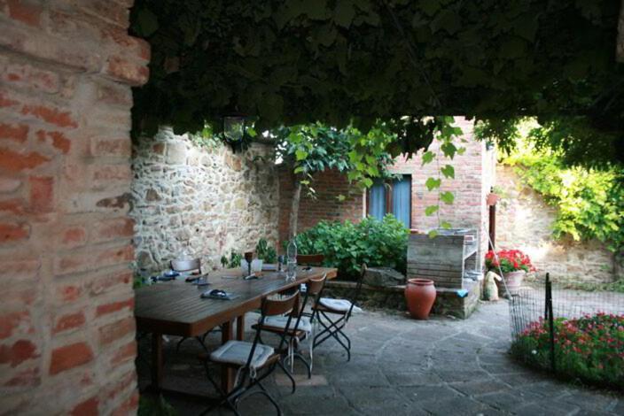 فيلا Podere Gli Oppi Toscana Petroio المظهر الخارجي الصورة