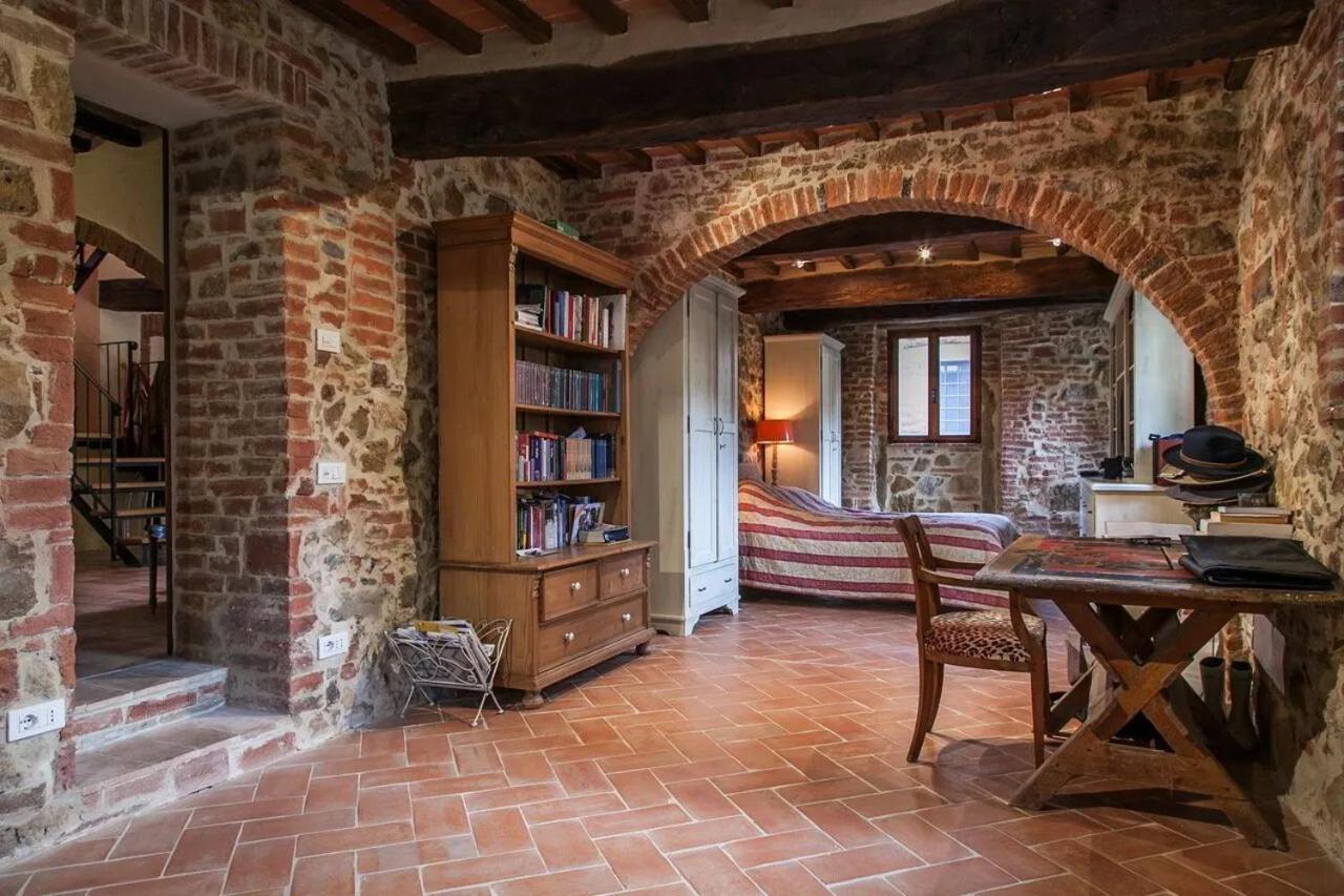 فيلا Podere Gli Oppi Toscana Petroio المظهر الخارجي الصورة
